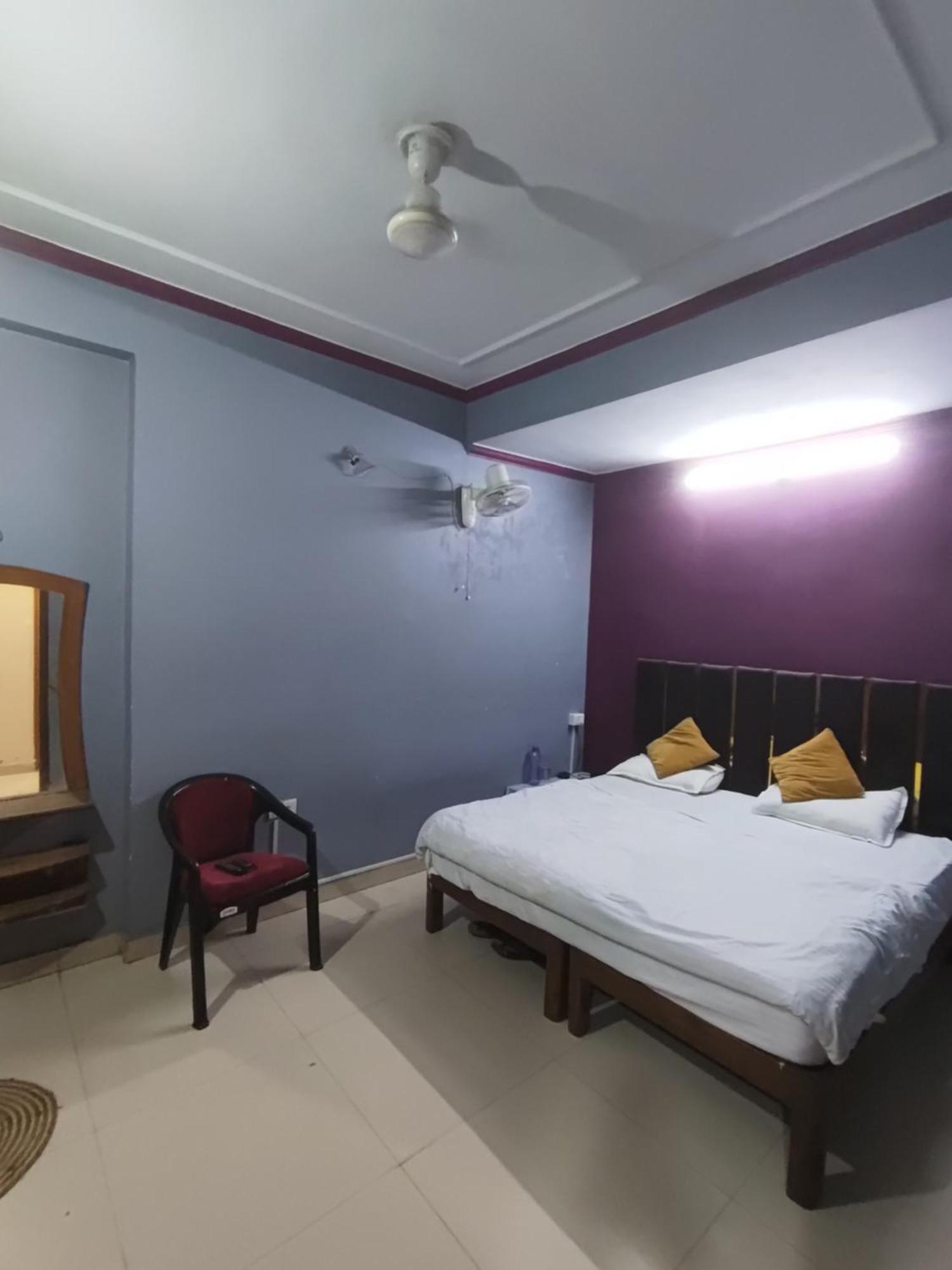 Hotal Balaji Hotel Gwalior Room photo